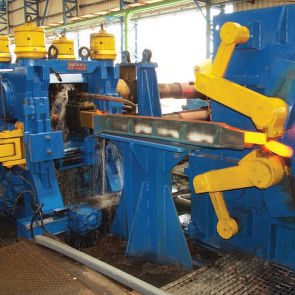 Flying Shear in Rolling Mill